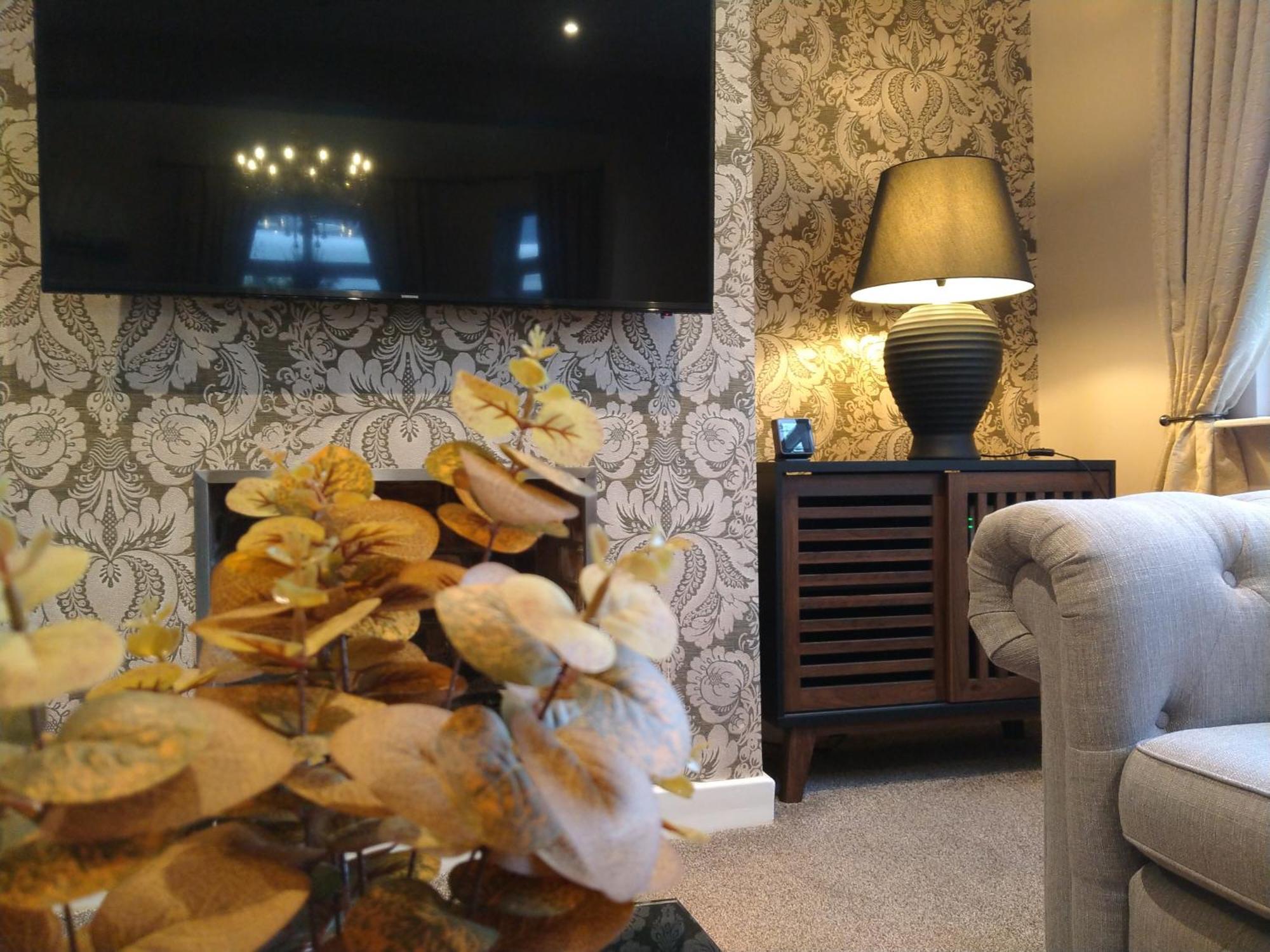 Villa Sirius House - Sleeps 7, Driveway, Garden Crewe Exterior foto
